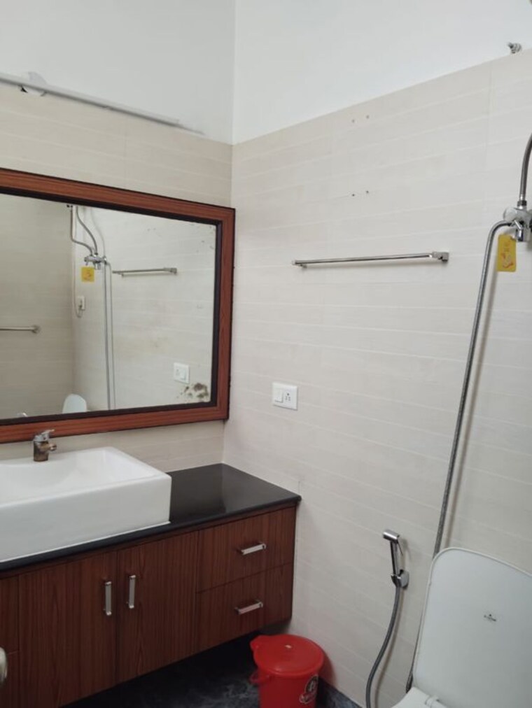 undefined, hauz khas 3 Bedroom 1600 Sq.Ft. Builder Floor In Hauz Khas Delhi 10593552
