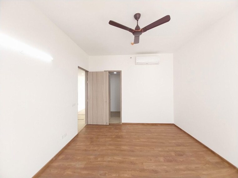Room, vatika-sovereign-park 3.5 Bedroom 2800 Sq.Ft. Apartment In Sector 99 Gurgaon 10593533