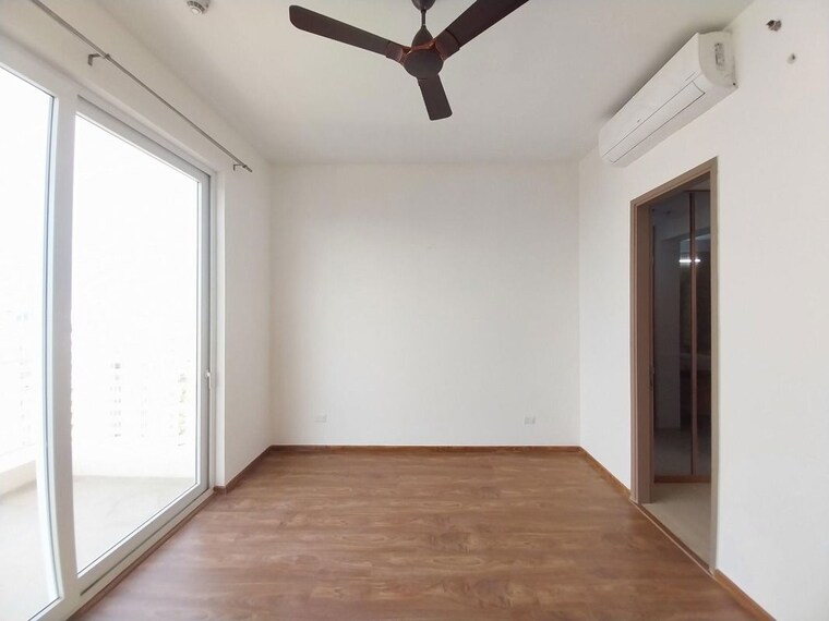 Room, vatika-sovereign-park 3.5 Bedroom 2800 Sq.Ft. Apartment In Sector 99 Gurgaon 10593533