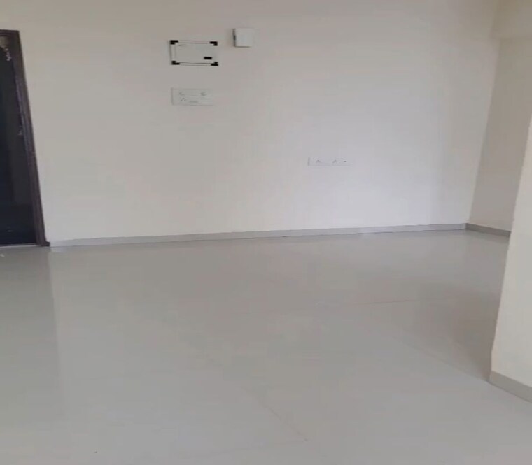 Room, dadar east 1 Bedroom 380 Sq.Ft. Apartment In Dadar East Mumbai 10586497