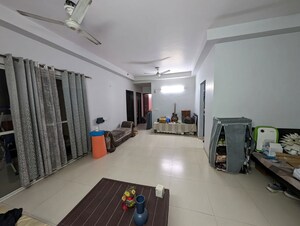 Team Area in 4 BHK Apartment at H R Buildcon Elite Homz, Sector 77 – for Rent
