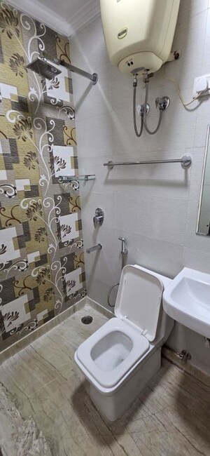 Bathroom in 3 BHK Builder Floor at Gautam Nagar – for Rent