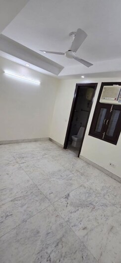 3 BHK + Prayer Room Builder Floor For Rent in Gautam Nagar