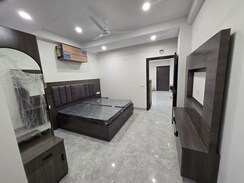 1 BHK Builder Floor For Rent in DLF City Phase 3