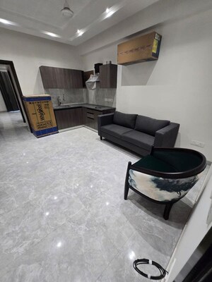 Team Area in 1 BHK Builder Floor at Dlf City Phase 3 – for Rent