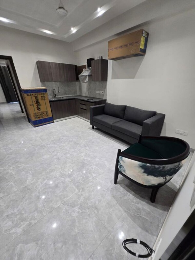 Team Area, dlf city phase 3 1 Bedroom 400 Sq.Ft. Builder Floor In Dlf City Phase 3 Gurgaon 10593580