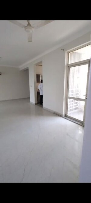 Room in 3 BHK Apartment at Raheja Atharva, Sector 109 – for Rent
