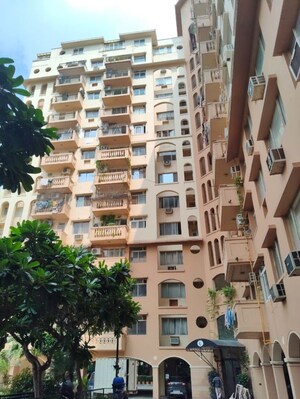 4 BHK Apartment – Exterior View View at DLF Ridgewood Estate, Dlf Phase iv - for Rent