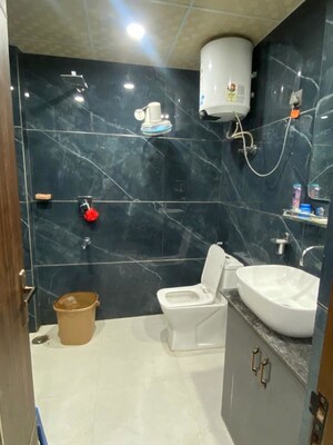 Team Area in 1 RK Builder Floor at Sector 38 – for Rent
