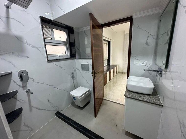 Bathroom, sector 19 dwarka 2 Bedroom 1200 Sq.Ft. Apartment In Sector 19 Dwarka Delhi 10593598