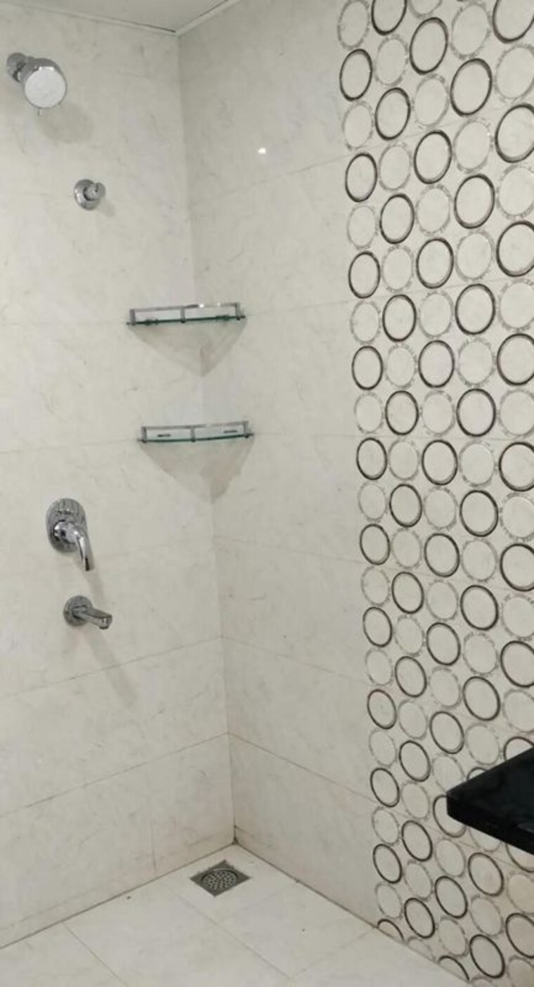 Bathroom, honer-vivantis 2 Bedroom 2000 Sq.Ft. Apartment In Gopanpally Hyderabad 10593615