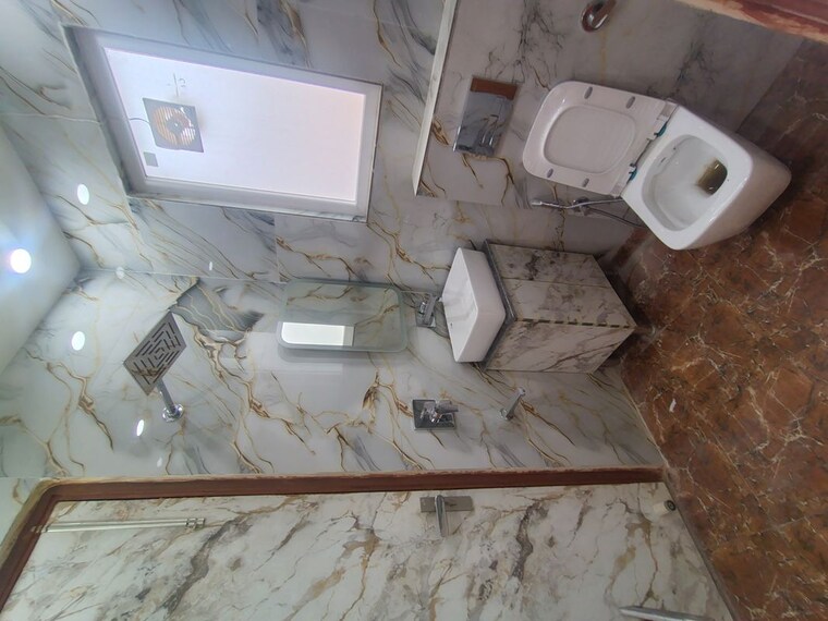 Bathroom, malviya nagar 2 Bedroom 1300 Sq.Ft. Builder Floor In Malviya Nagar Delhi 10593653