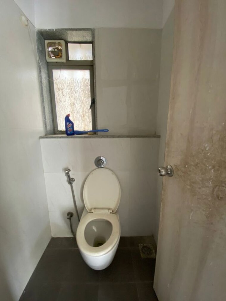 Bathroom, lodha-palava-casa-rio-caspiana 1 Bedroom 720 Sq.Ft. Apartment In Dombivli East Thane 10593634
