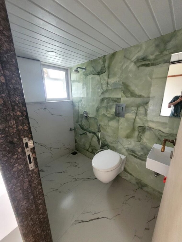 Bathroom, ksa-grande 1 Bedroom 554 Sq.Ft. Apartment In Byculla West Mumbai 10593701