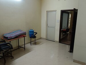 Room in 3 BHK Apartment at Keshavpura – for Rent