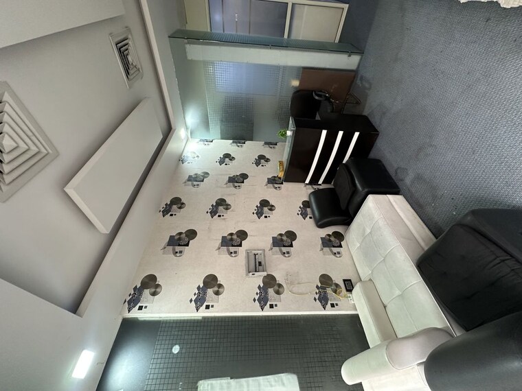 Team Area, jmd-galleria Commercial Office Space 500 Sq.Ft. In Sector 48 Gurgaon 10593707