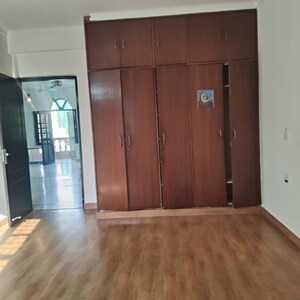 Room in 3 BHK Apartment at Today Blossoms I, Sector 47 – for Rent