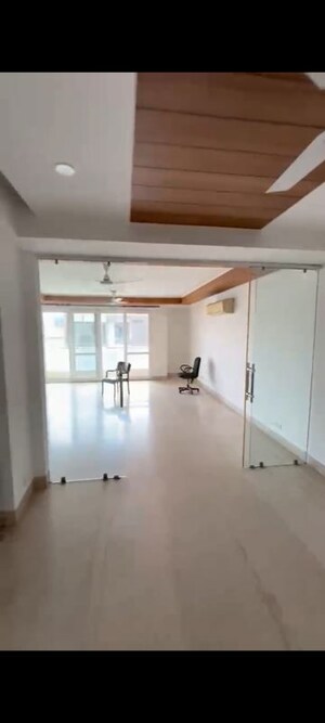 Room in 4 BHK Builder Floor at Greater Kailash ii – for Rent