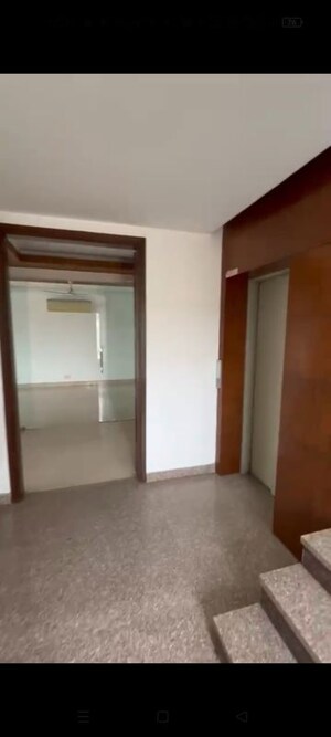 Room in 4 BHK Builder Floor at Greater Kailash ii – for Rent