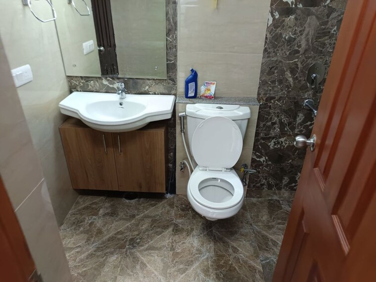 Bathroom, ats-dolce 4 Bedroom 2800 Sq.Ft. Apartment In Zeta I Greater Noida Greater Noida 10593731