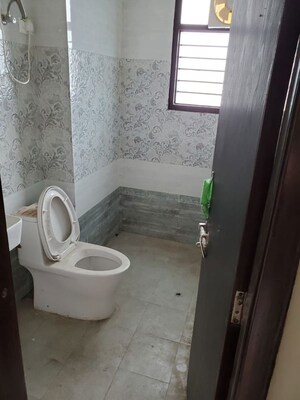 Bathroom in 2 BHK Builder Floor at Sector 46 – for Rent