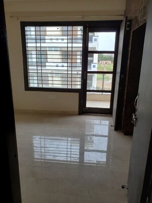 Room in 2 BHK Builder Floor at Sector 46 – for Rent