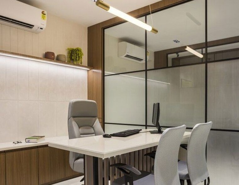 Team Area, andheri east Commercial Office Space 2200 Sq.Ft. In Andheri East Mumbai 10593712