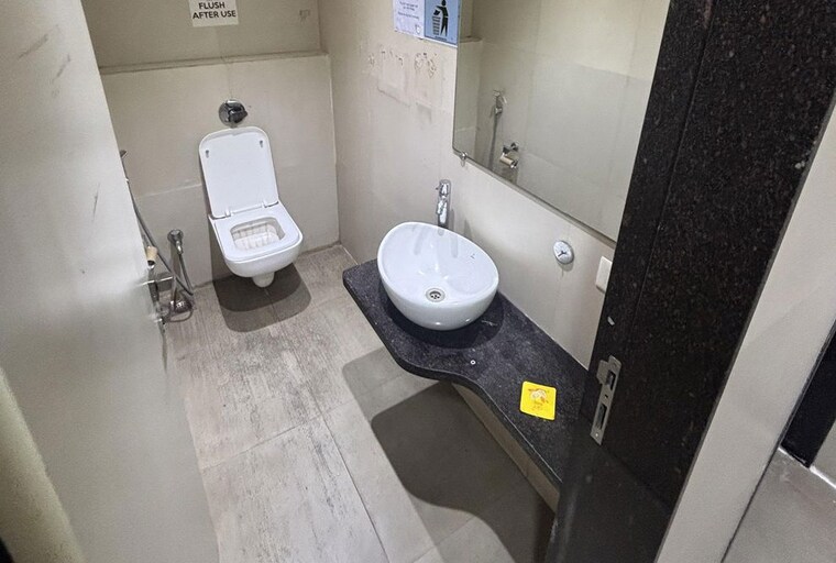 Bathroom, andheri east Commercial Office Space 2200 Sq.Ft. In Andheri East Mumbai 10593712