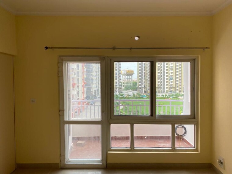 Room, upavp-ganga-yamuna-and-hindon-enclave 1 Bedroom 650 Sq.Ft. Apartment In Pratap Vihar Ghaziabad 10593727