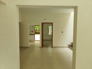Room in 3 BHK Villa at MaluR-Hosur Road – for Sale