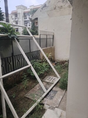 Balcony in 3 BHK Apartment at Parsvnath Platinum, Sector Swarn Nagri – for Sale