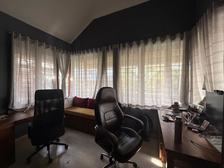 Living Room, prestige-tech-vista 4 Bedroom 2400 Sq.Ft. Villa In Kadubeesanahalli Bangalore 10593735