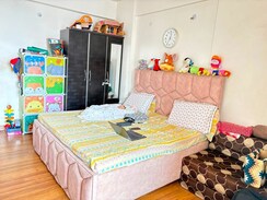 2 BHK + Extra Room Apartment For Rent in Ramprastha City The Edge Towers