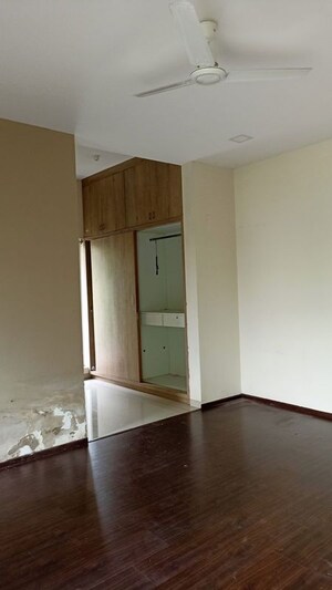 Room in 4 BHK Villa at N K Leasing Villa Scapes, Kokapet – for Rent