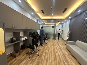  Office Space For Rent in Omaxe Wedding Mall, Sector 48