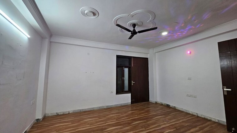 Room, freedom fighters enclave 2 Bedroom 1000 Sq.Ft. Builder Floor In Freedom Fighters Enclave Delhi 10593783
