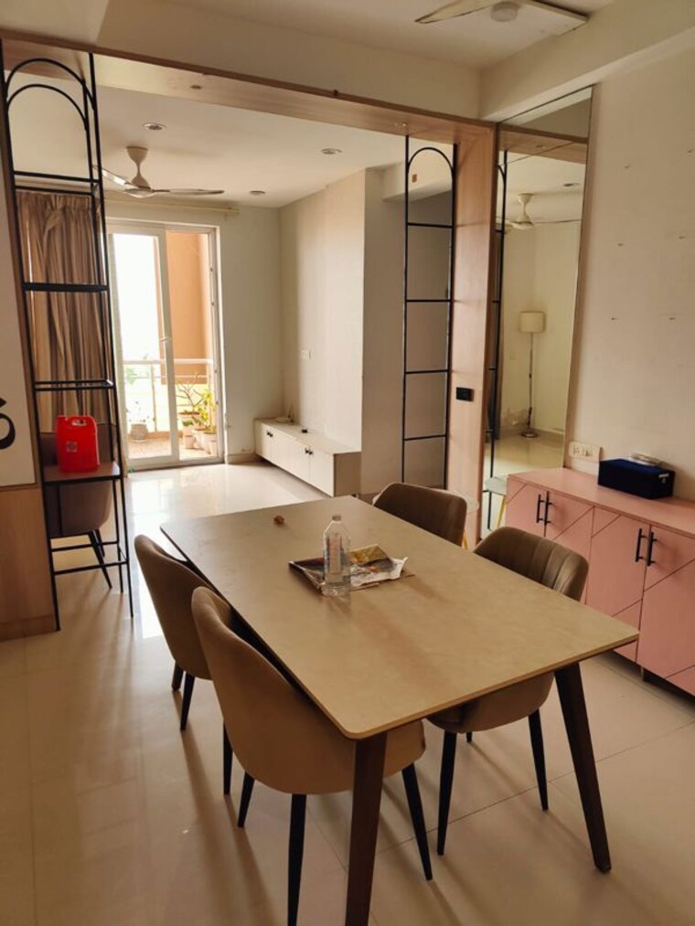 Dining area, capital-the-residences-360 2 Bedroom 800 Sq.Ft. Apartment In Sector 70a Gurgaon 10593803