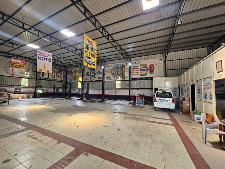  Parking, sector 70 Commercial Warehouse 653 Sq.Ft. In Sector 70 Gurgaon 10593833