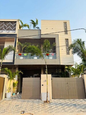 6+ BHK Independent House – Exterior View View at Ajmer Road - for Sale