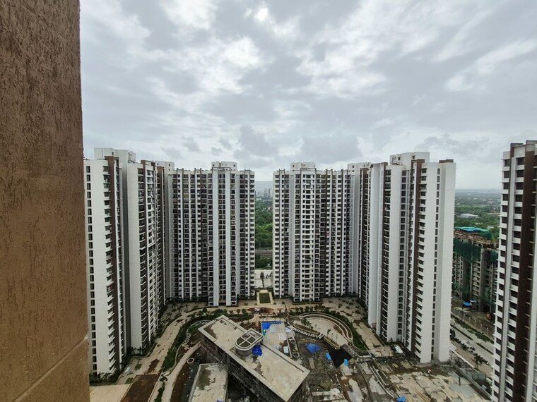 Exterior View, runwal-my-city-phase-ii-cluster-05 1.5 Bedroom 548 Sq.Ft. Apartment In Dombivli East Thane 10593845