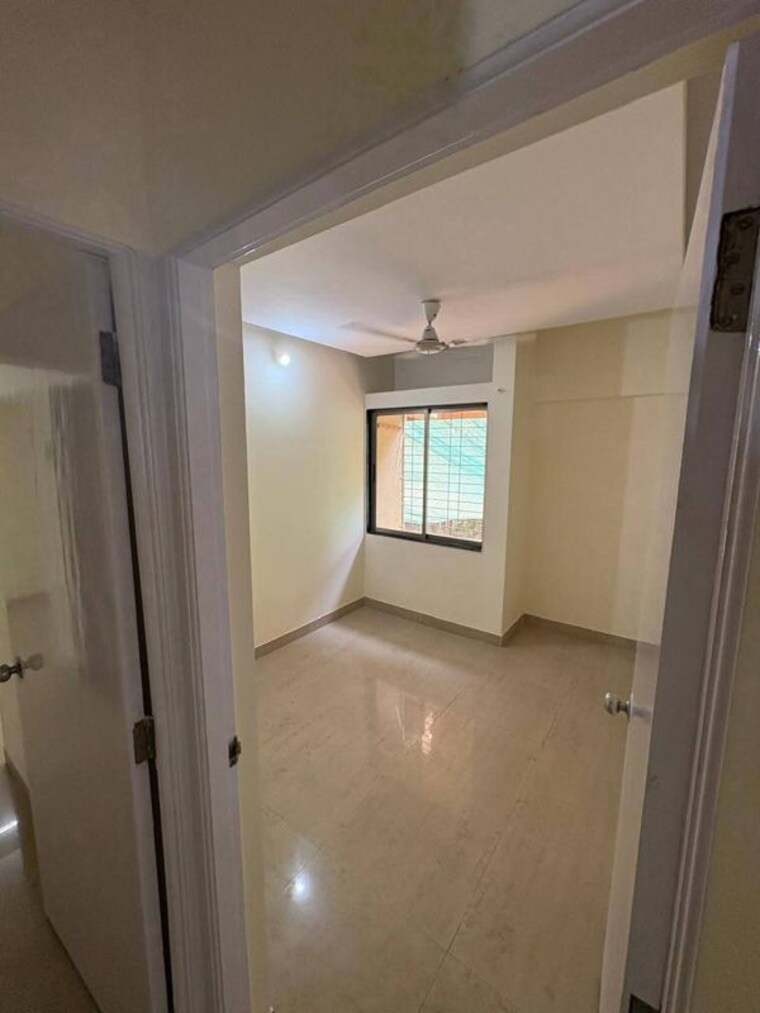 Bathroom, cosmos-hills 2 Bedroom 610 Sq.Ft. Apartment In Pokhran Road No One Thane 10593859