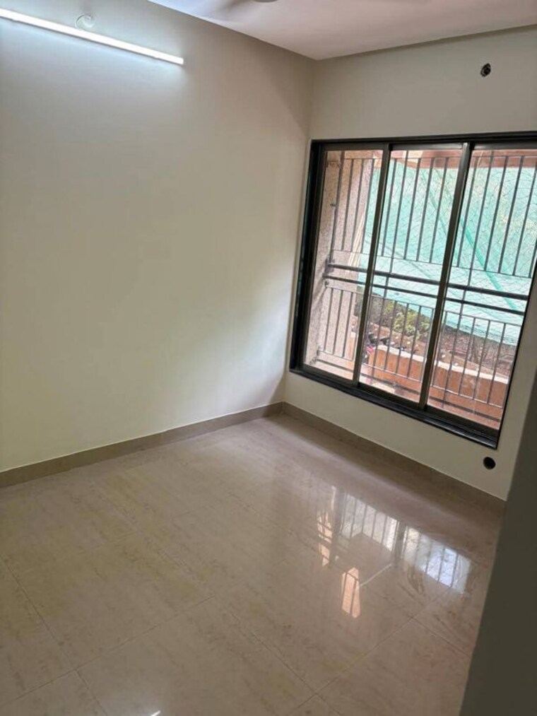 Room, cosmos-hills 2 Bedroom 610 Sq.Ft. Apartment In Pokhran Road No One Thane 10593859