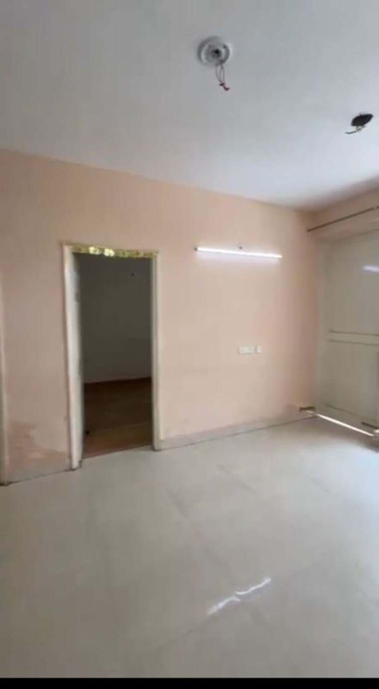 Room, tdi-the-retreat 3 Bedroom 180 Sq.Yd. Apartment In Sector 89 Faridabad 10593868