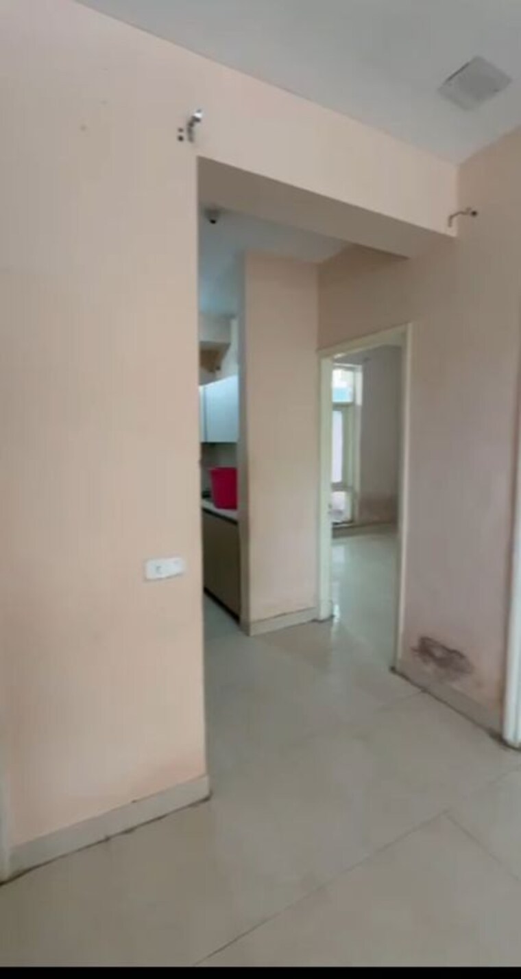 Room, tdi-the-retreat 3 Bedroom 180 Sq.Yd. Apartment In Sector 89 Faridabad 10593868