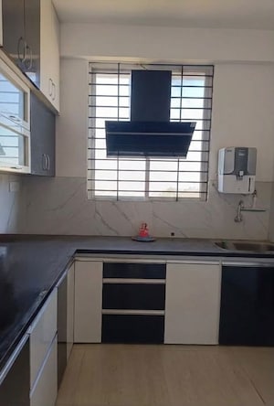 Kitchen in 2 BHK Builder Floor at Sanwer Road Industrial Area – for Rent
