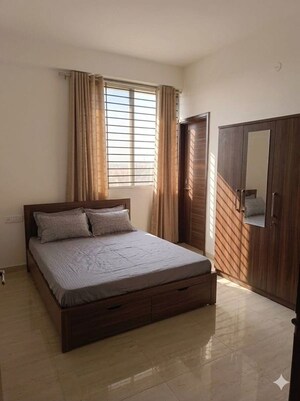 Bedroom in 2 BHK Builder Floor at Sanwer Road Industrial Area – for Rent