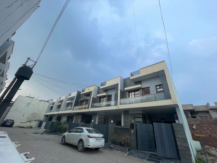 Exterior View, bhago majra road 3 Bedroom 104 Sq.Yd. Independent House In Bhago Majra Road Kharar 10593837