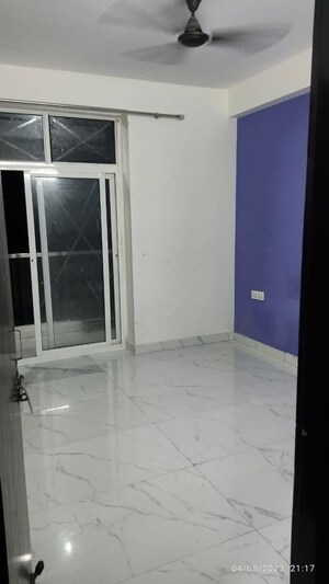Room in 2 BHK Apartment at RWA Apartments Sector 122, Sector 122 – for Rent