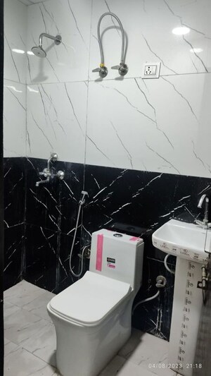 Team Area in 2 BHK Apartment at RWA Apartments Sector 122, Sector 122 – for Rent