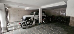 Parking in 3 BHK Builder Floor at Rohini Sector 25 – for Rent